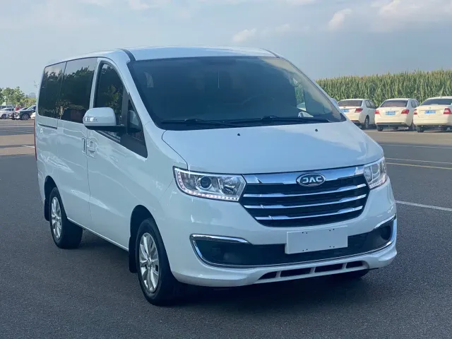 JAC Refine M3 — Фото автомобиля 3