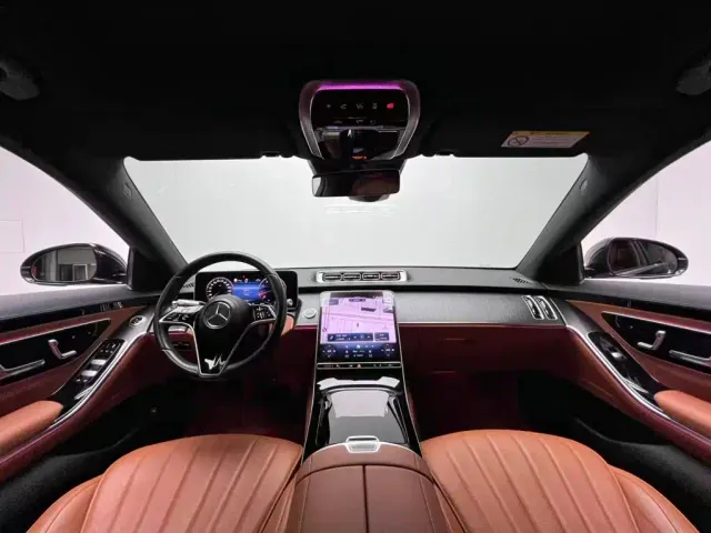 Mercedes-Benz S-Class — Фото автомобиля 10