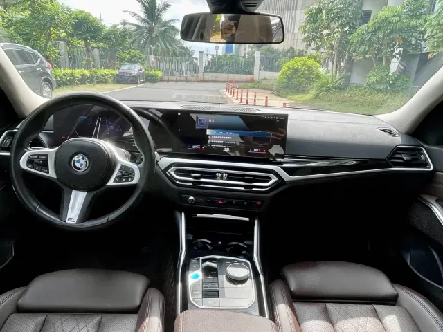 BMW i3 — Фото автомобиля 5