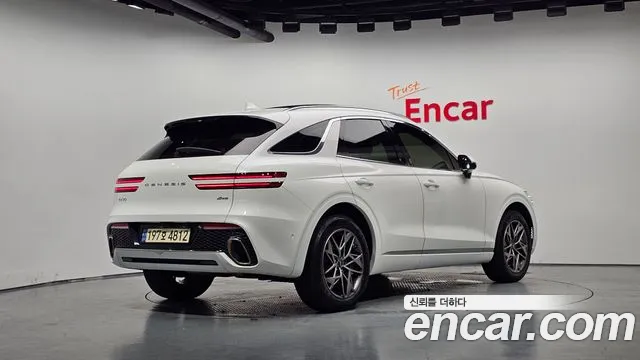 Genesis GV70 2.5T Бензин AWD — Фото автомобиля 2