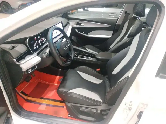 Geely Binrui — Фото автомобиля 14