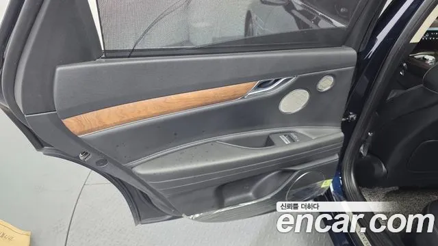 Genesis G80 Бензин 3.5 турбо AWD — Фото автомобиля 23