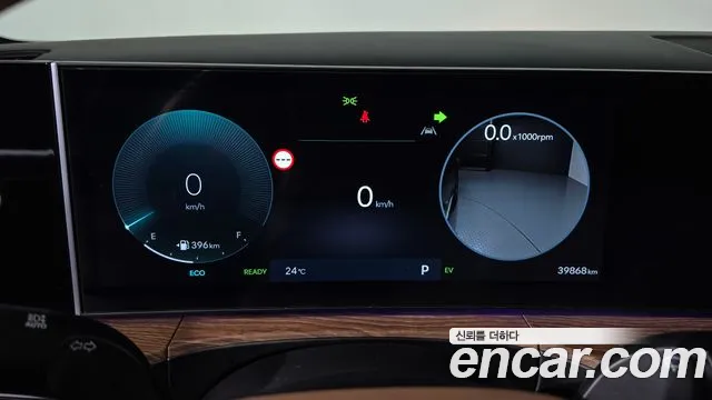 Hyundai Santa Fe MX5 — Фото автомобиля 11