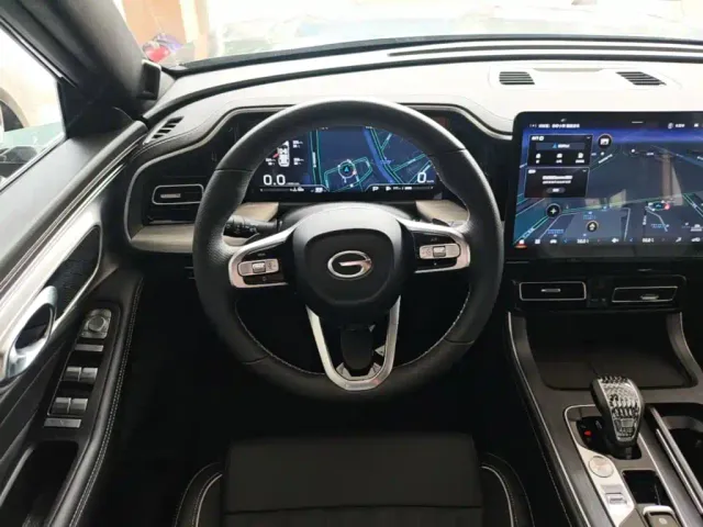 GAC Trumpchi GS8 — Фото автомобиля 10