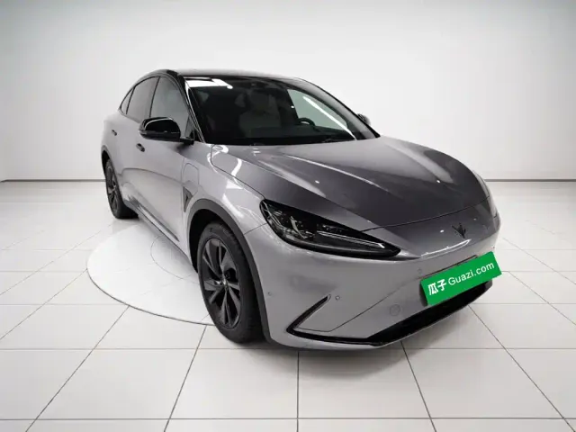 Arcfox Alpha S — Фото автомобиля 3