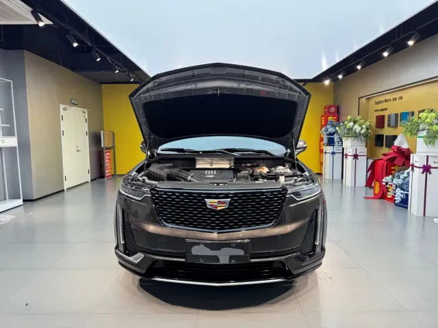 Cadillac XT6 — Фото автомобиля 13
