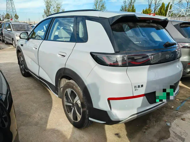 BYD Sealion 05 EV — Фото автомобиля 7