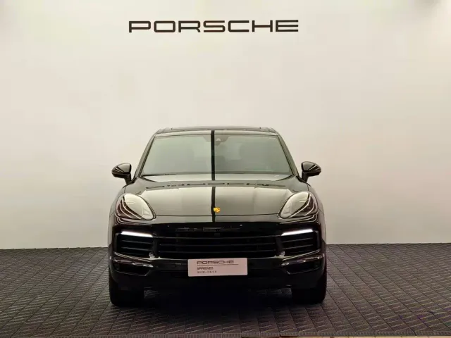 Porsche Cayenne — Фото автомобиля 2
