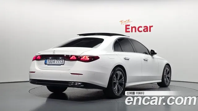 Mercedes-Benz E-Class W214 — Фото автомобиля 2