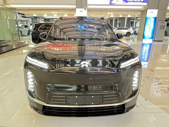 Фотография автомобиля — Nio ES9