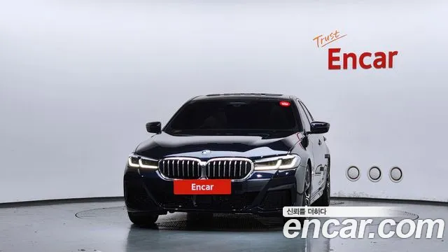 BMW 5 Series G30 — Фото автомобиля 3