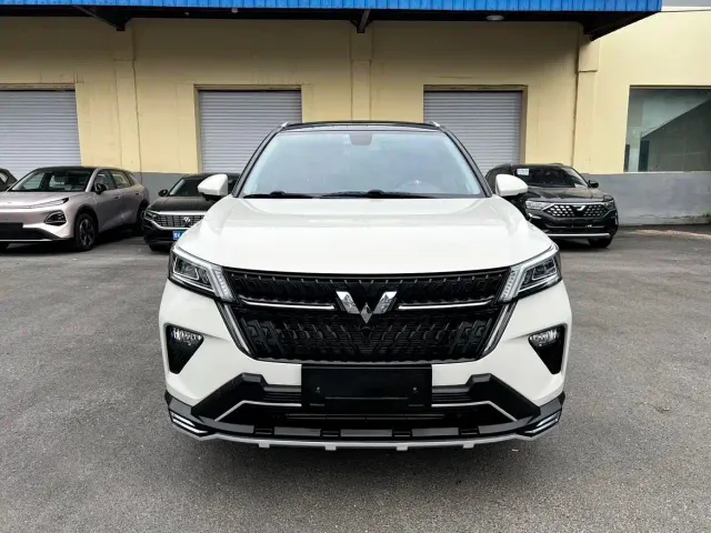 Wuling Asta — Фото автомобиля 4