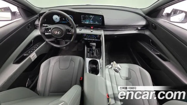 Hyundai AVANTE Новый Avante (CN7) — Фото автомобиля 7
