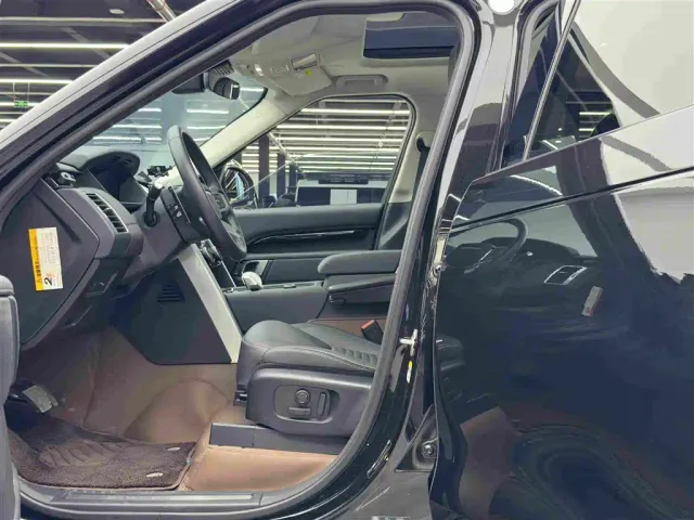 Land Rover Discovery — Фото автомобиля 8