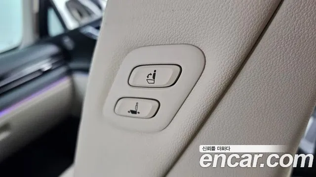 Genesis GV80 — Фото автомобиля 24