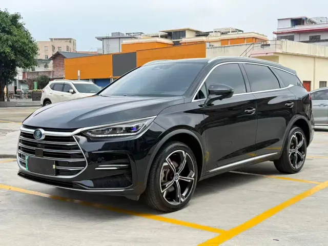 Фотография автомобиля — BYD Tang