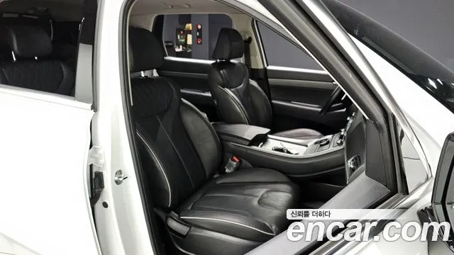Hyundai Palisade Palisade Дизель 2.2 2WD — Фото автомобиля 10