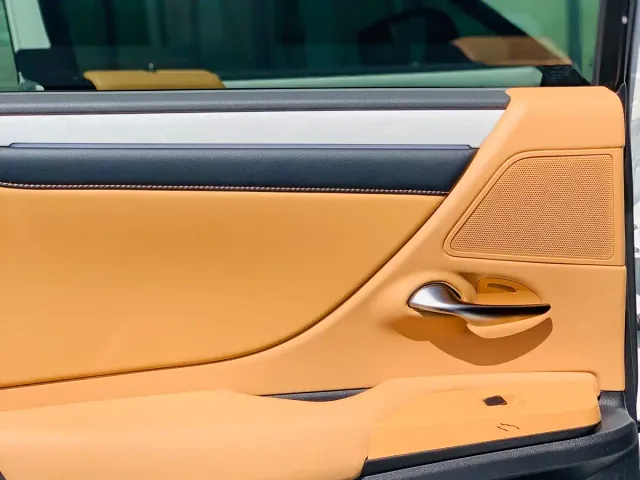 Lexus ES — Фото автомобиля 28