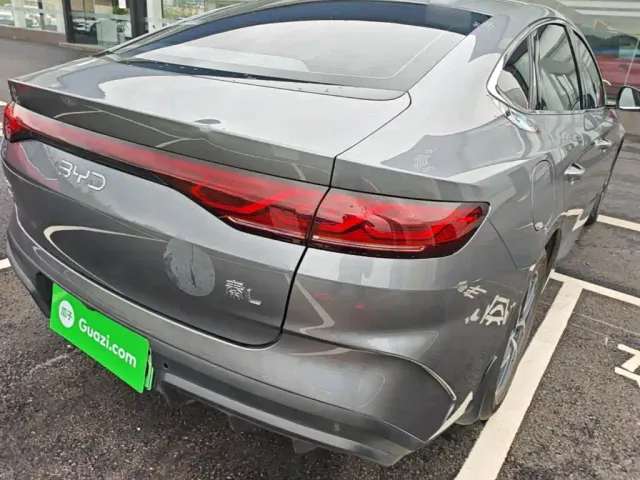 BYD Qin L — Фото автомобиля 7