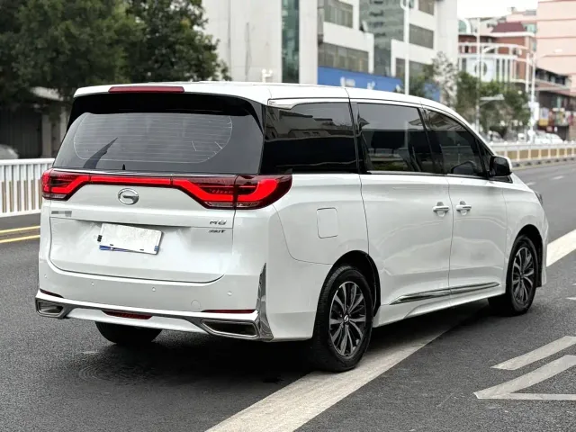 GAC Trumpchi M8 — Фото автомобиля 9