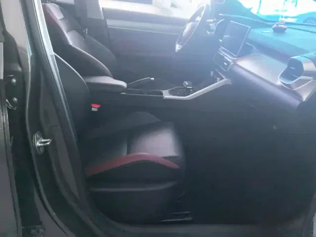 Geely Binyue — Фото автомобиля 8