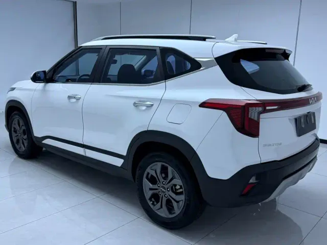 Kia Seltos — Фото автомобиля 6
