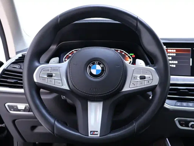 BMW X5 — Фото автомобиля 16