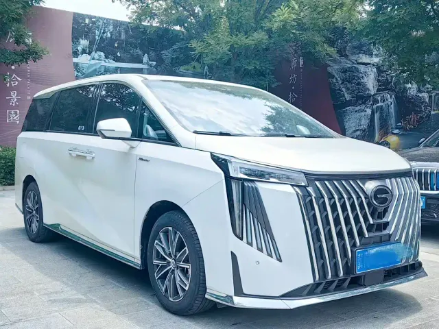 GAC Trumpchi M8 — Фото автомобиля 2