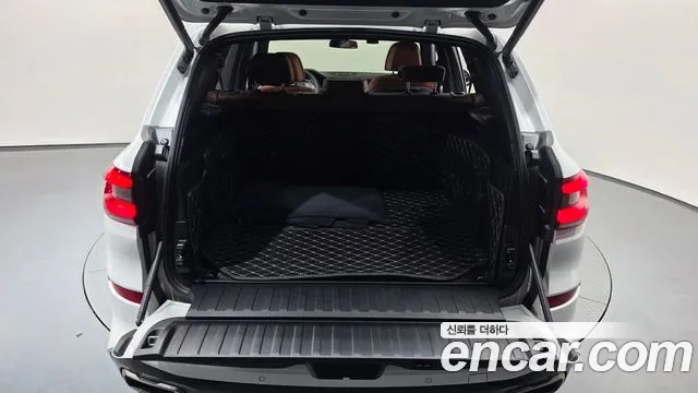 BMW X5 — Фото автомобиля 6