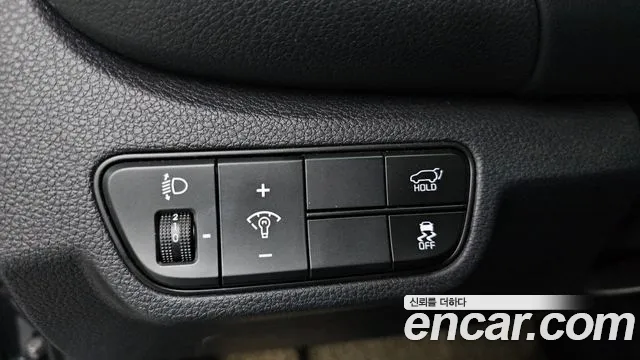 Kia Seltos — Фото автомобиля 17