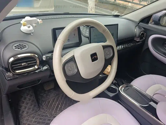 JAC Yiwei 3 — Фото автомобиля 2