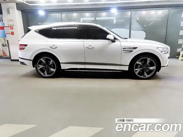 Genesis GV80 — Фото автомобиля 3