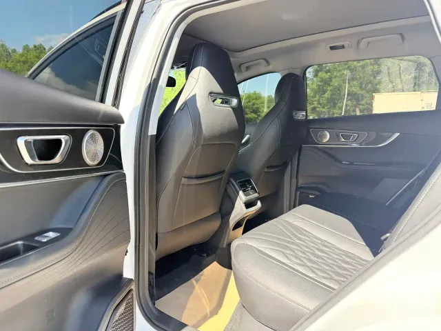 Chery Tiggo 7 PLUS — Фото автомобиля 19