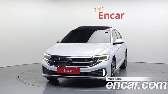 Volkswagen Jetta — Фото автомобиля 3
