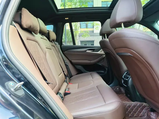 BMW X3 — Фото автомобиля 9