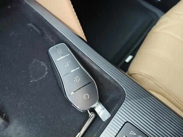 BYD Song L DM-i — Фото автомобиля 8