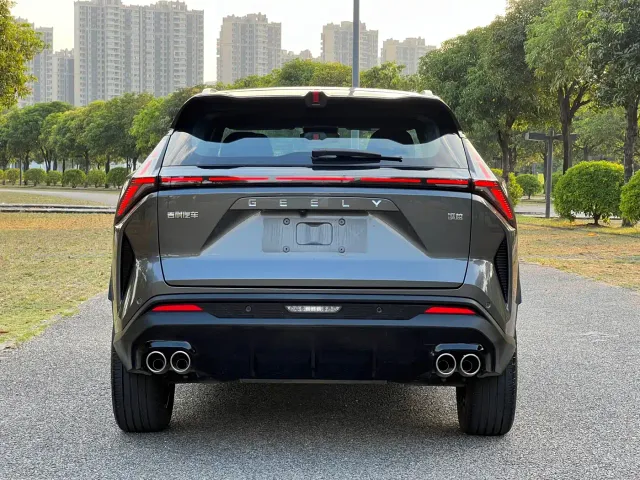Geely Boyue — Фото автомобиля 6