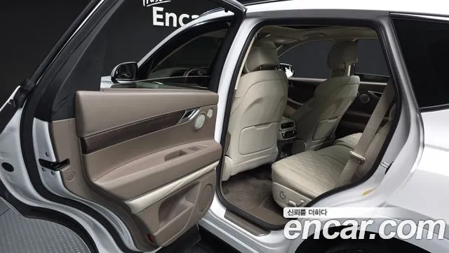 Genesis GV80 2.5T Бензин AWD — Фото автомобиля 5