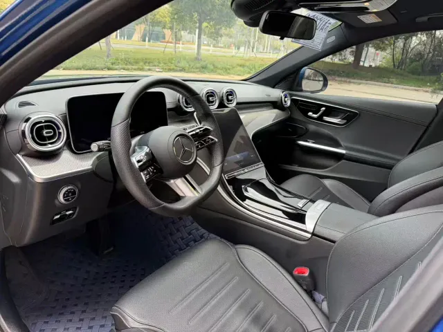 Mercedes-Benz C-Class — Фото автомобиля 4