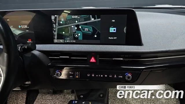 Kia EV6 — Фото автомобиля 24