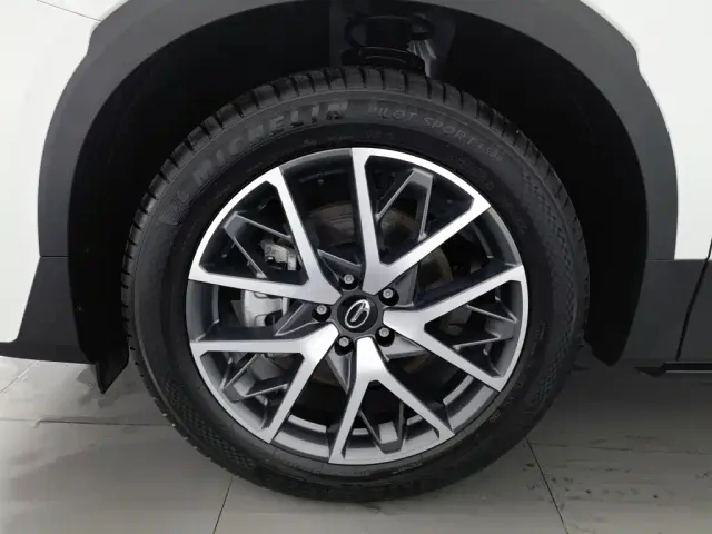 GAC Trumpchi GS8 — Фото автомобиля 17