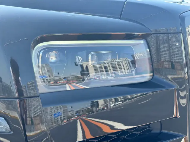 Rolls-Royce Cullinan — Фото автомобиля 10