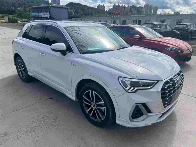 Audi Q3 — Фото автомобиля 3