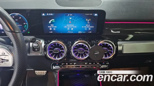 Mercedes-Benz GLB-Class — Фото автомобиля 12