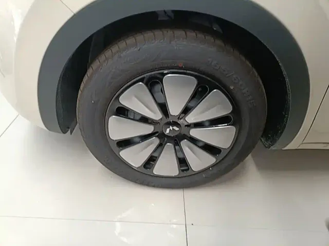 Wuling Bingo — Фото автомобиля 22