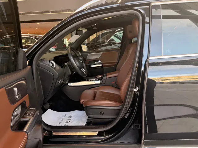 Mercedes-Benz GLB-Class — Фото автомобиля 4