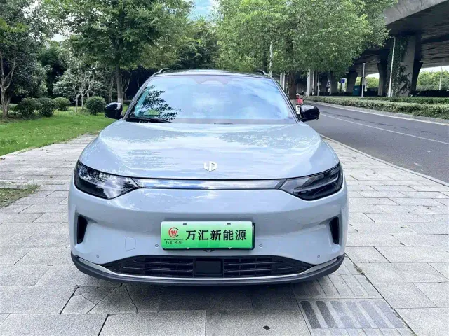 Leapmotor C11 — Фото автомобиля 2