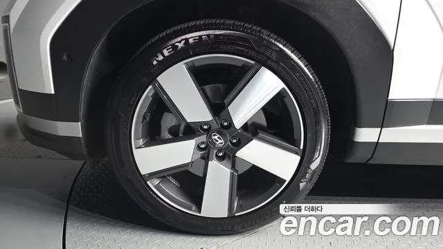 Hyundai Santa Fe MX5 — Фото автомобиля 5