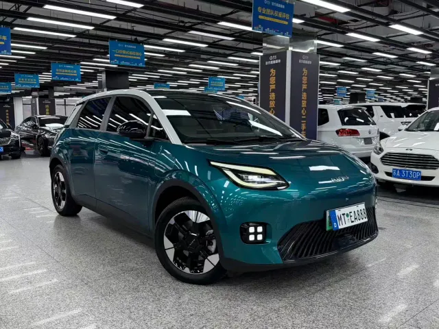 GAC Aion UT — Фото автомобиля 3