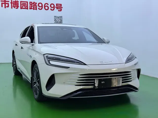 BYD Seal 07 DM-i — Фото автомобиля 3